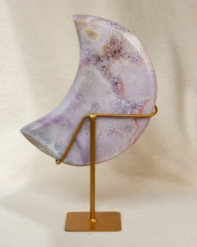 roze amethist maan op standaard