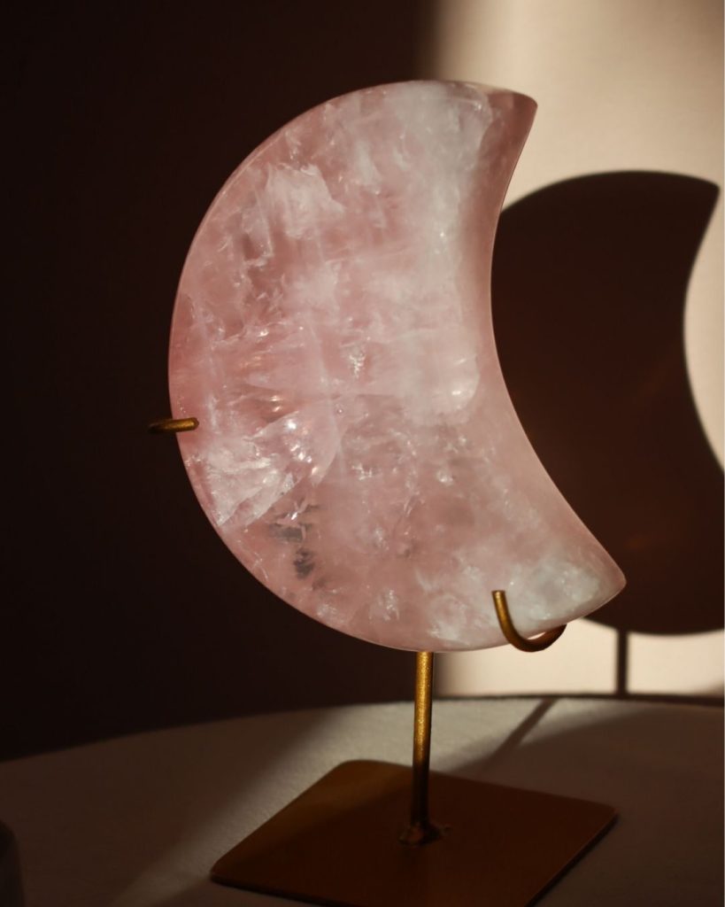 rozenkwarts maan op standaard