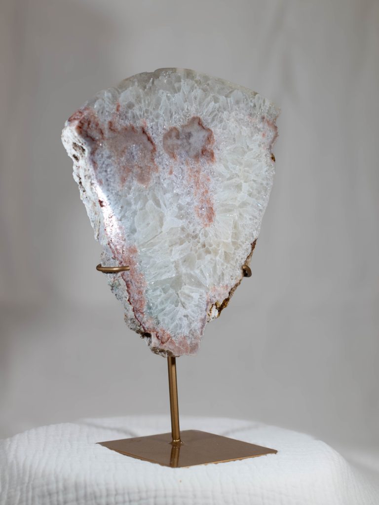 bx3-16-ft3-quartz-pink-amethyst-slab