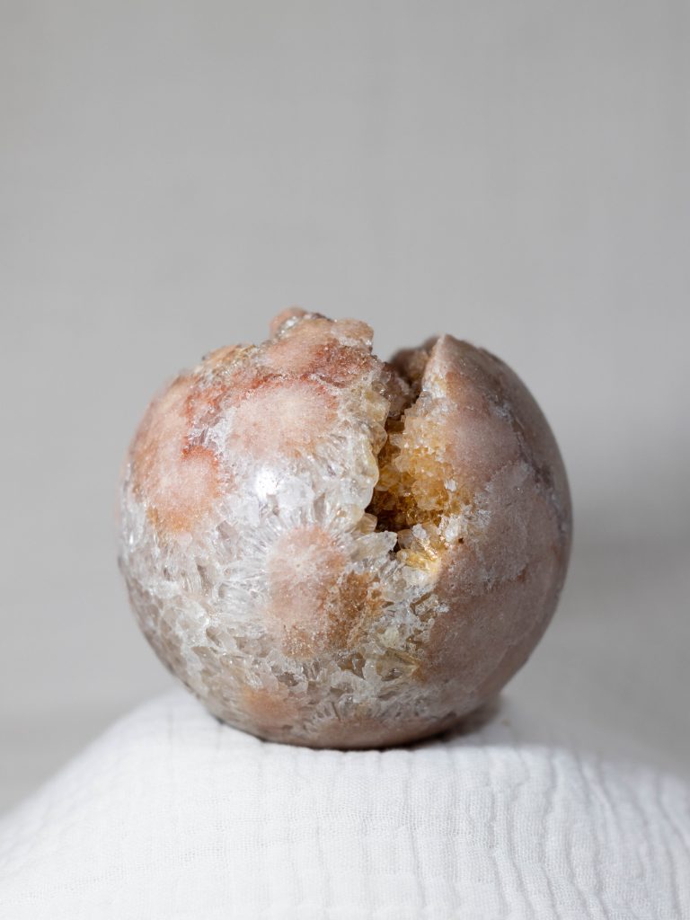 bx6-7 ft6 pink-amethyst-sphere-crystal