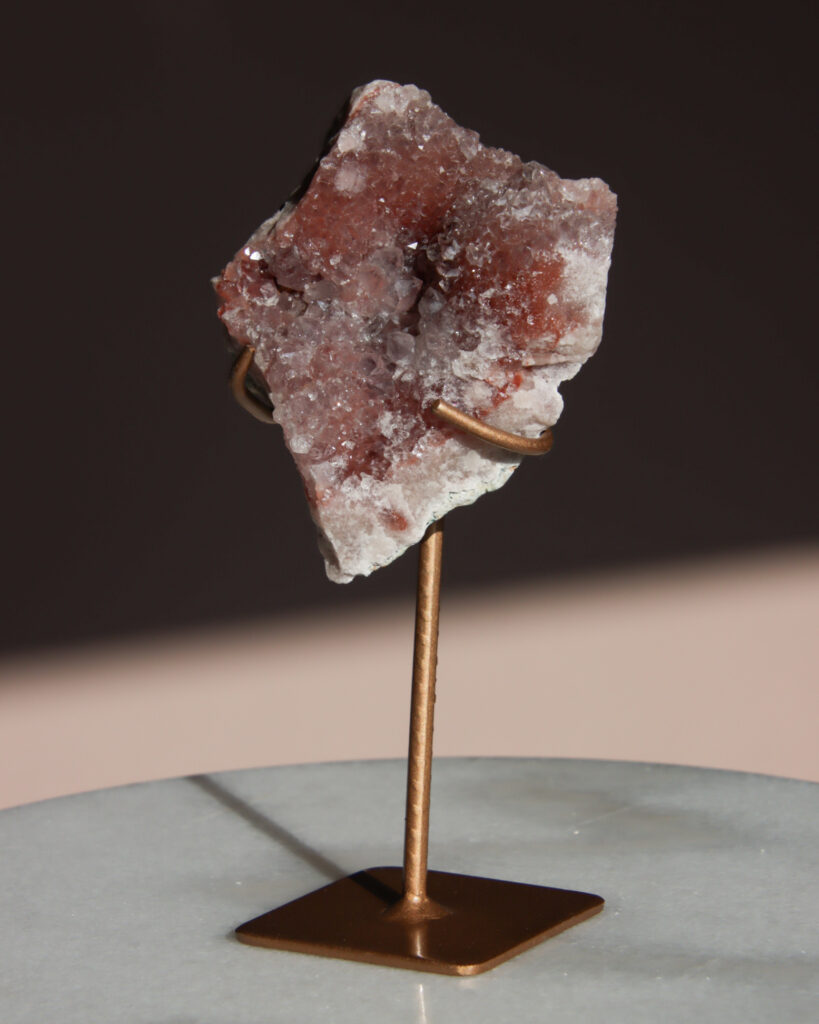 roze-amethist-cluster-op-standaard_0864