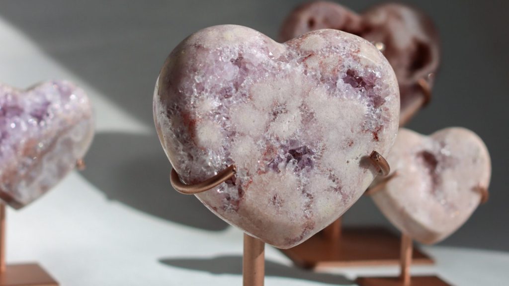 edelsteen cadeau roze amethist hart