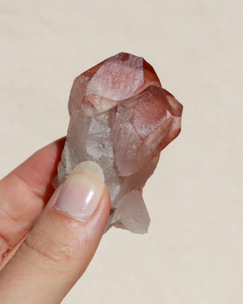 rode lemurische kwarts punt