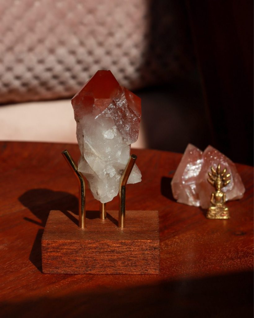 rode lemurische kwarts punt