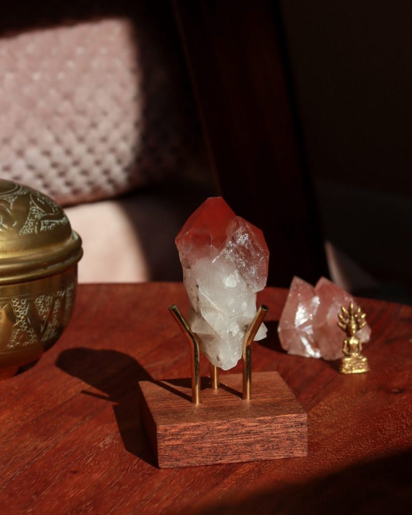 rode lemurische kwarts punt