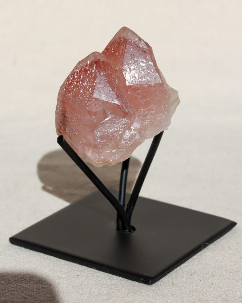 rode lemurische kwarts punt