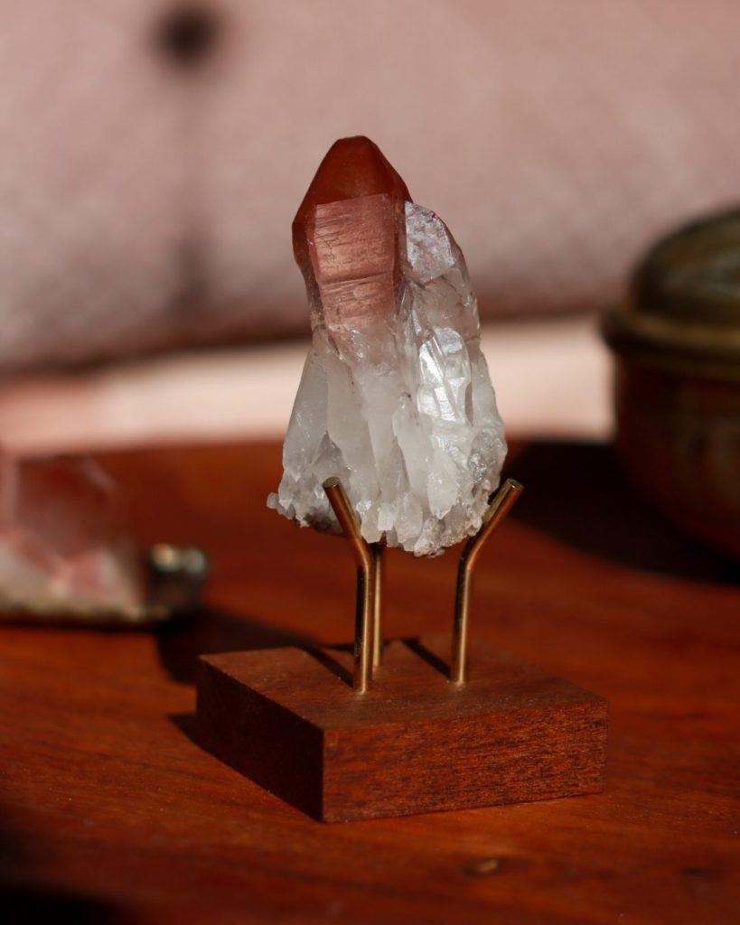 rode lemurische kwarts punt