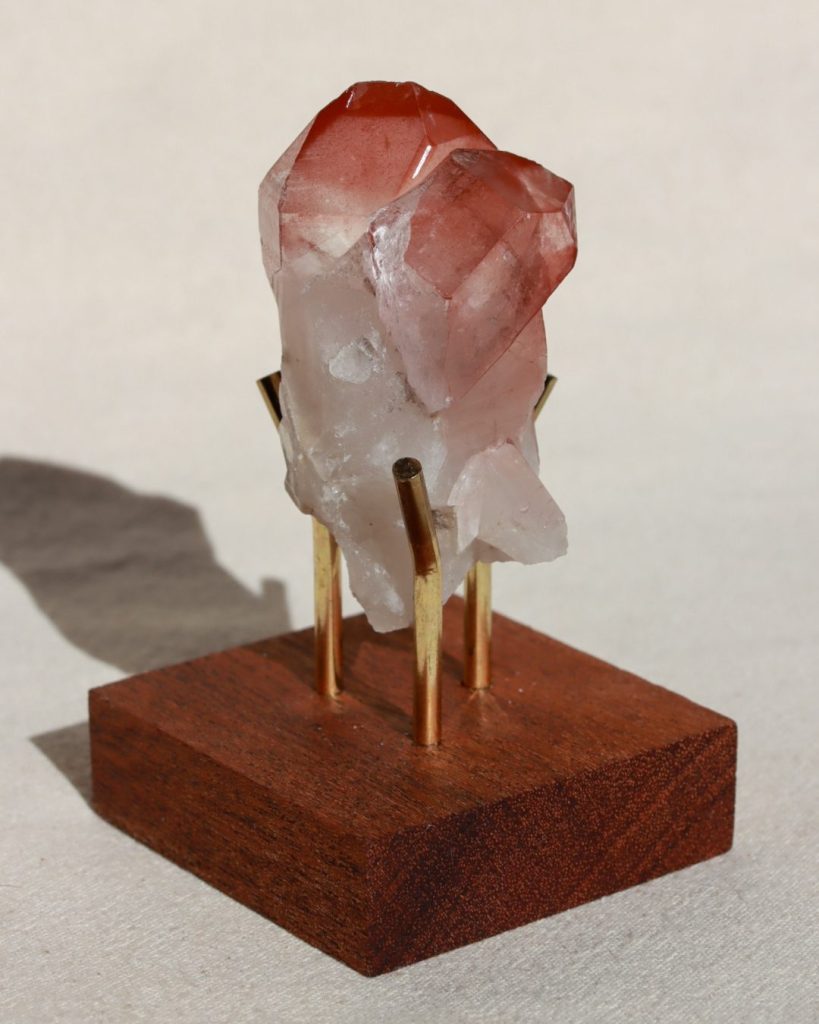 rode lemurische kwarts punt