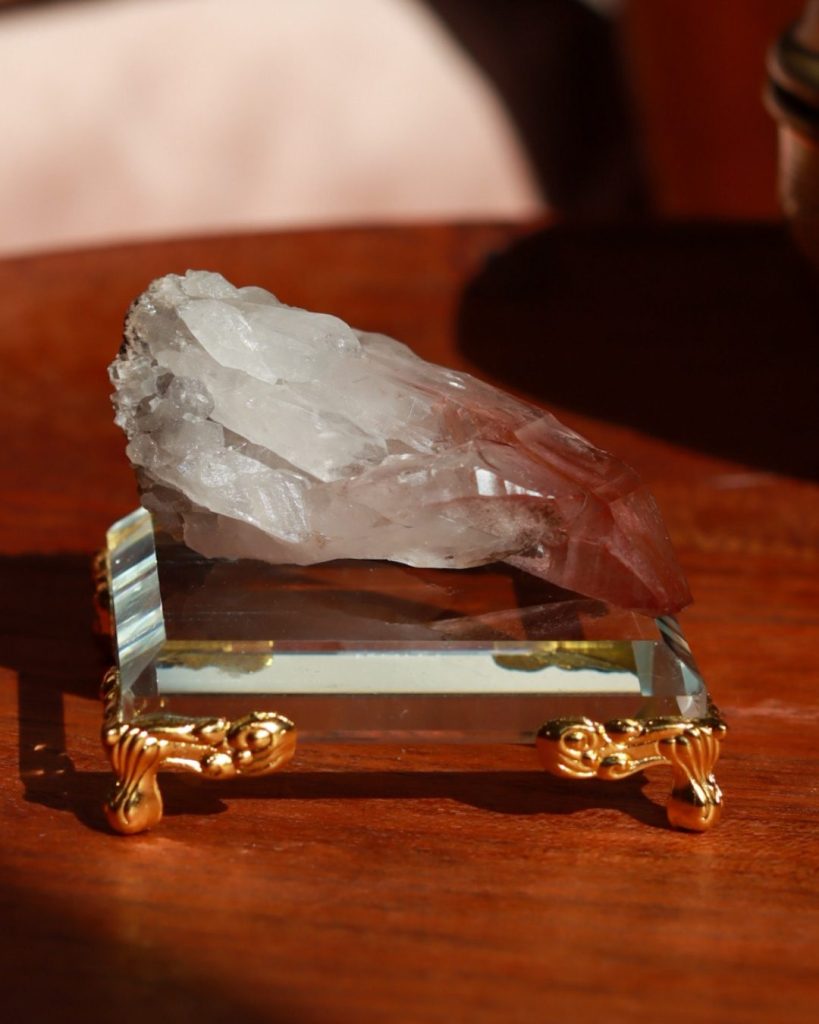 rode lemurische kwarts punt