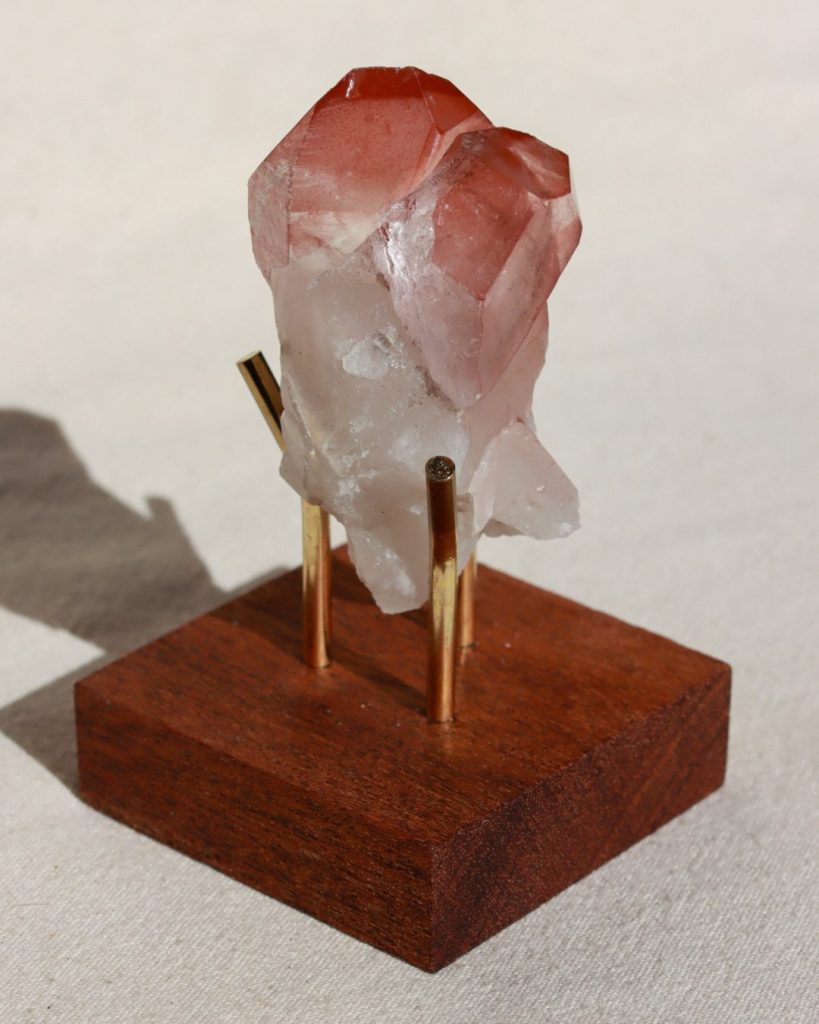 rode lemurische kwarts punt