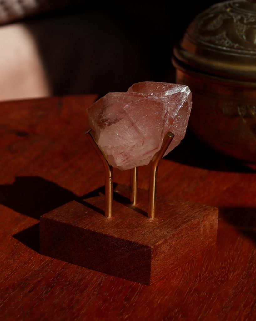 rode lemurische kwarts punt