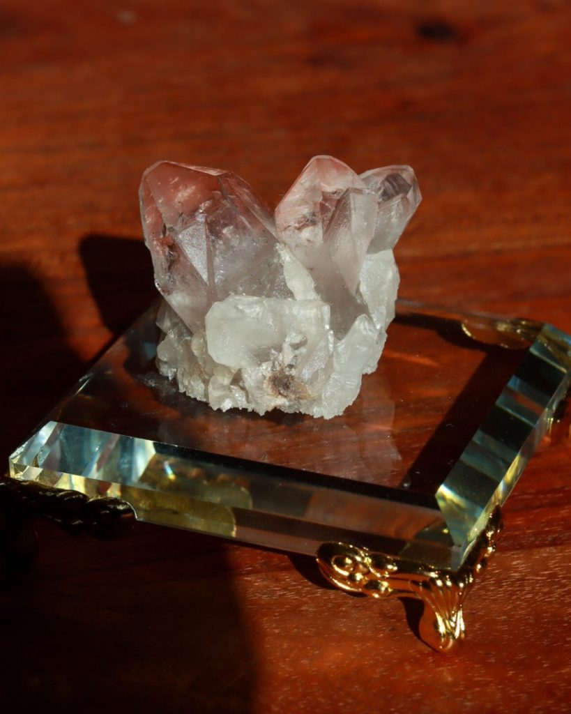 scarlet lemurische kwarts punt