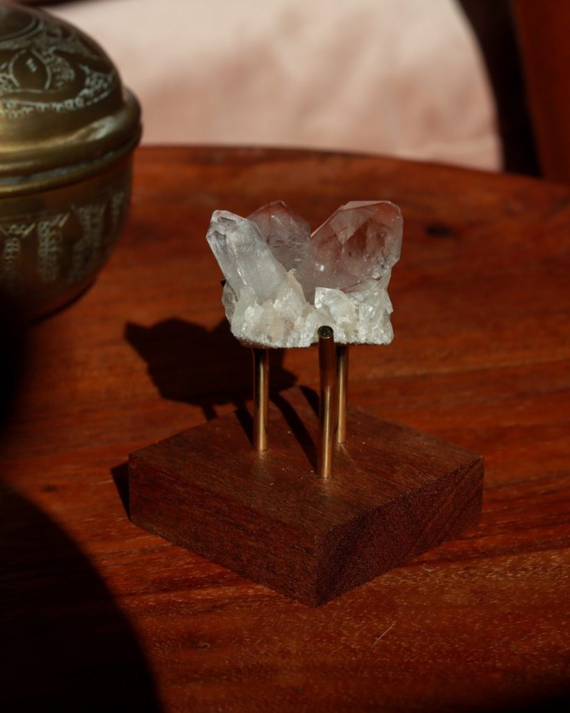 scarlet lemurische kwarts punt