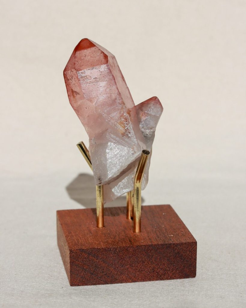 scarlet lemurische kwarts punt