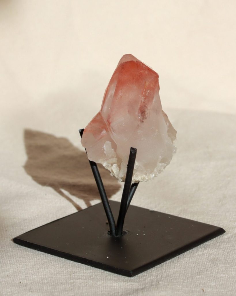 scarlet lemurische kwarts punt