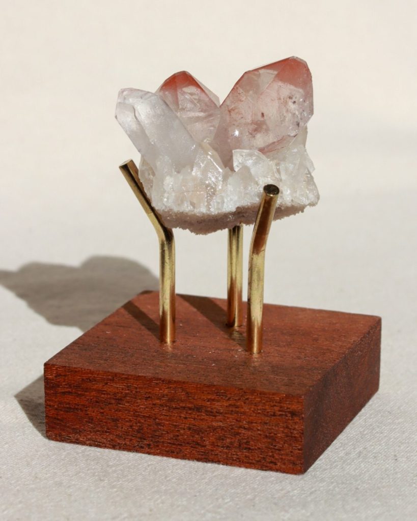 scarlet lemurische kwarts punt