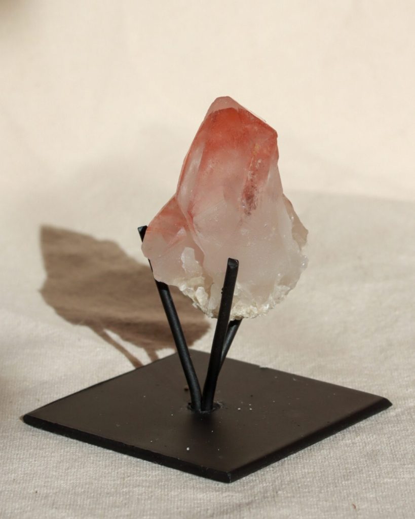 scarlet lemurische kwarts punt