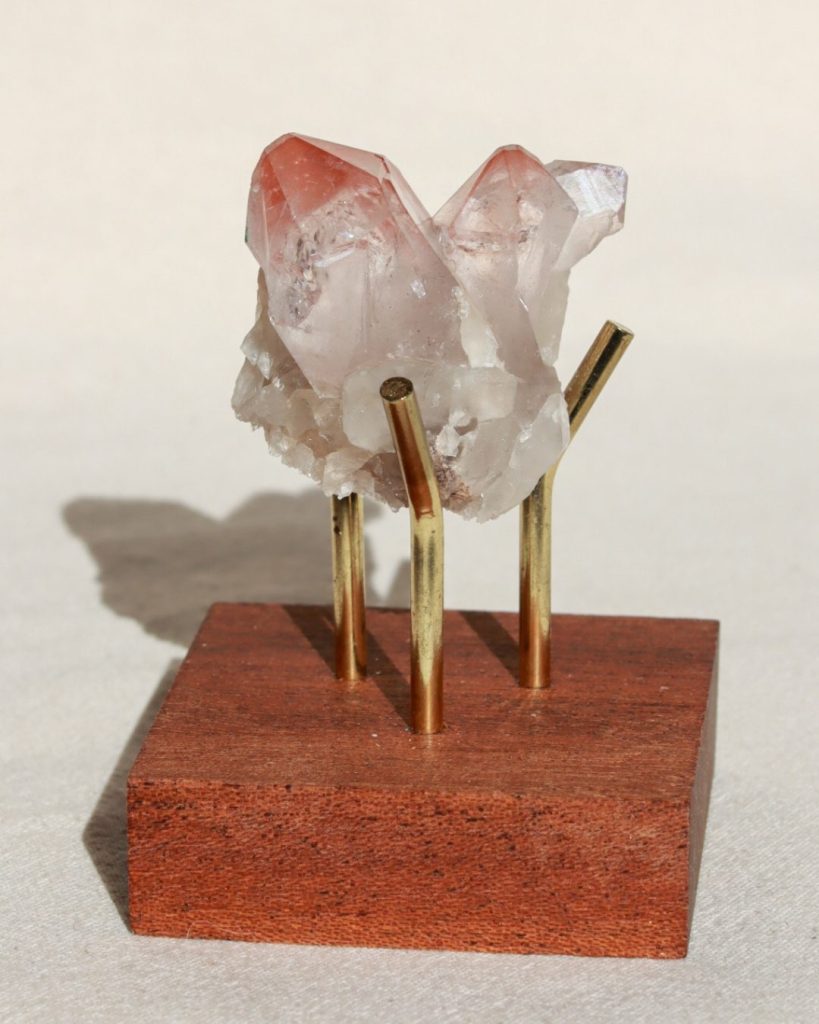 scarlet lemurische kwarts punt