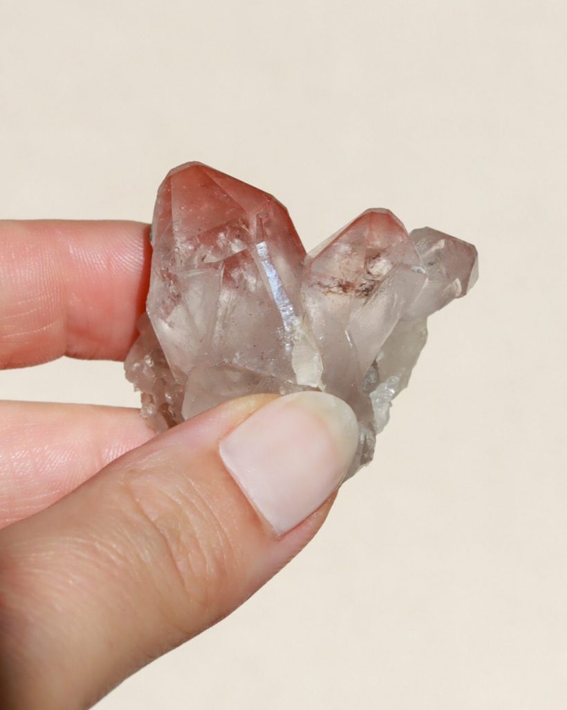 scarlet lemurische kwarts punt