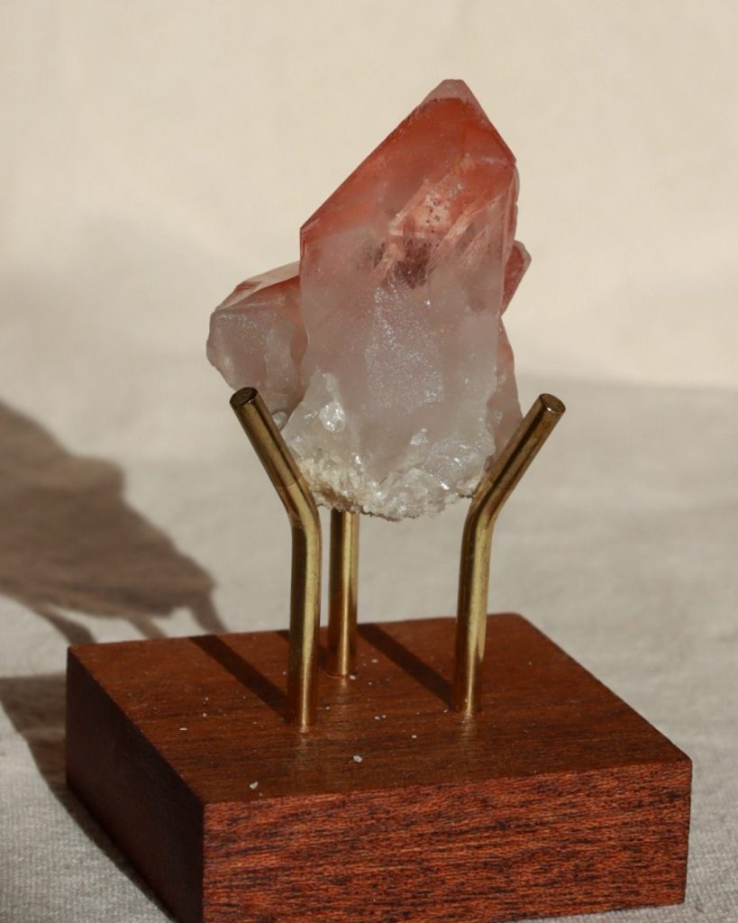 scarlet lemurische kwarts punt