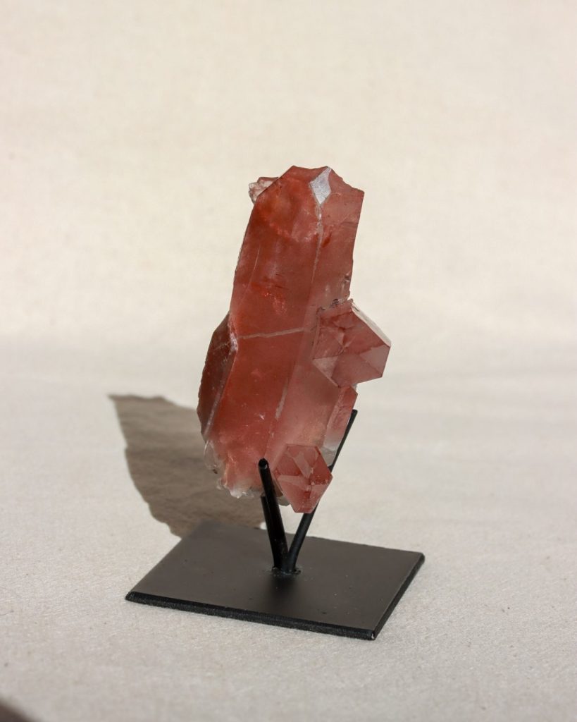 scarlet lemurische kwarts punt