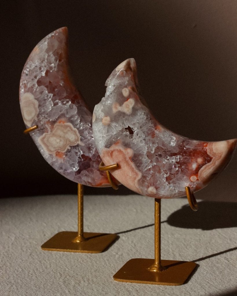 pink amethyst moon