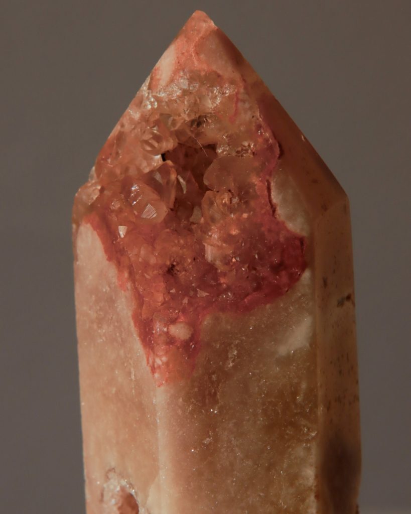 roze amethist toren edelsteen
