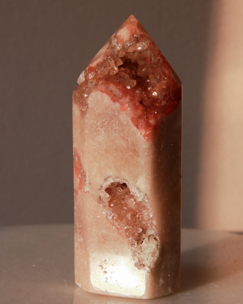 roze amethist toren edelsteen